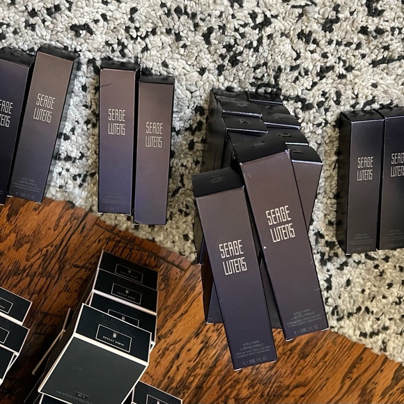 Serge Lutens Spectral L’Impalable Matte Foundation - Picture 5 of 5